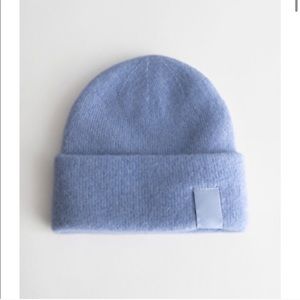 & Other Stories Fuzzy Wool Beanie